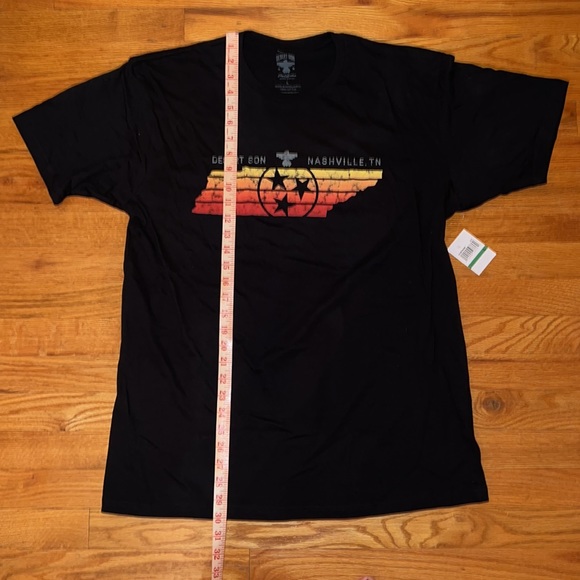 Dierks Bentley: Nashville Flag & Anthem Desert Son T-Shirt Size L NWOT - Picture 5 of 5